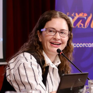 Mónica Anís